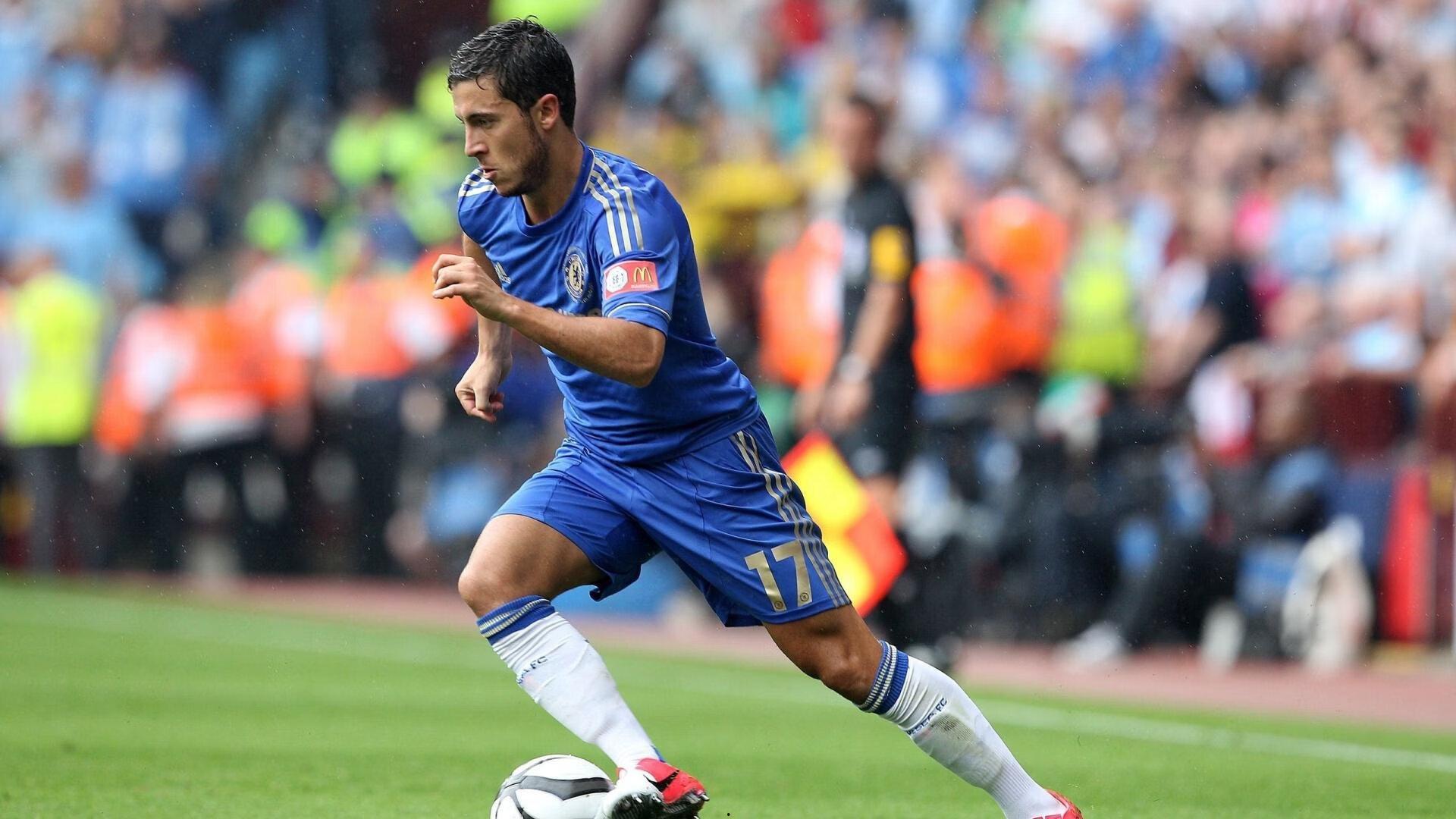 世体独家，巴萨未来计划浮现，外租新星福特成右路关键拼图